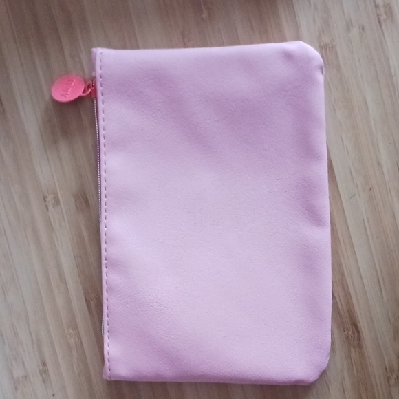 IPSY COSMETIC SET 0F 3 BAGS - Picture 2 of 7